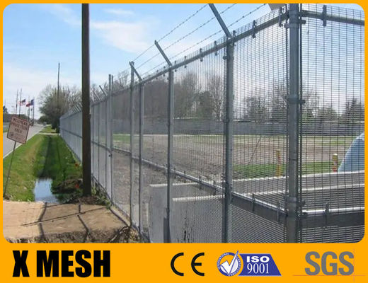 Hot Galvanized màu bạc chống leo lên hàng rào lưới 358 chống cắt Clear View Wire Mesh Panel