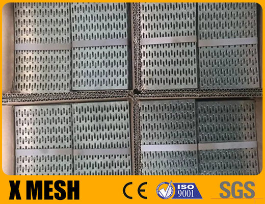 ASTM A 924 Standard Gang Nail Plates được sử dụng để bảo vệ dây dẫn đang đi qua một stud