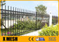 Hàng rào kim loại trang trí 5x8ft được mạ kẽm trước với sơn tĩnh điện hoàn toàn thân thiện với môi trường