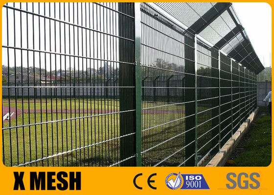 Hàng rào lưới chống trèo mạ kẽm nhúng nóng Bảng dây đôi kéo dài 50 × 200mm